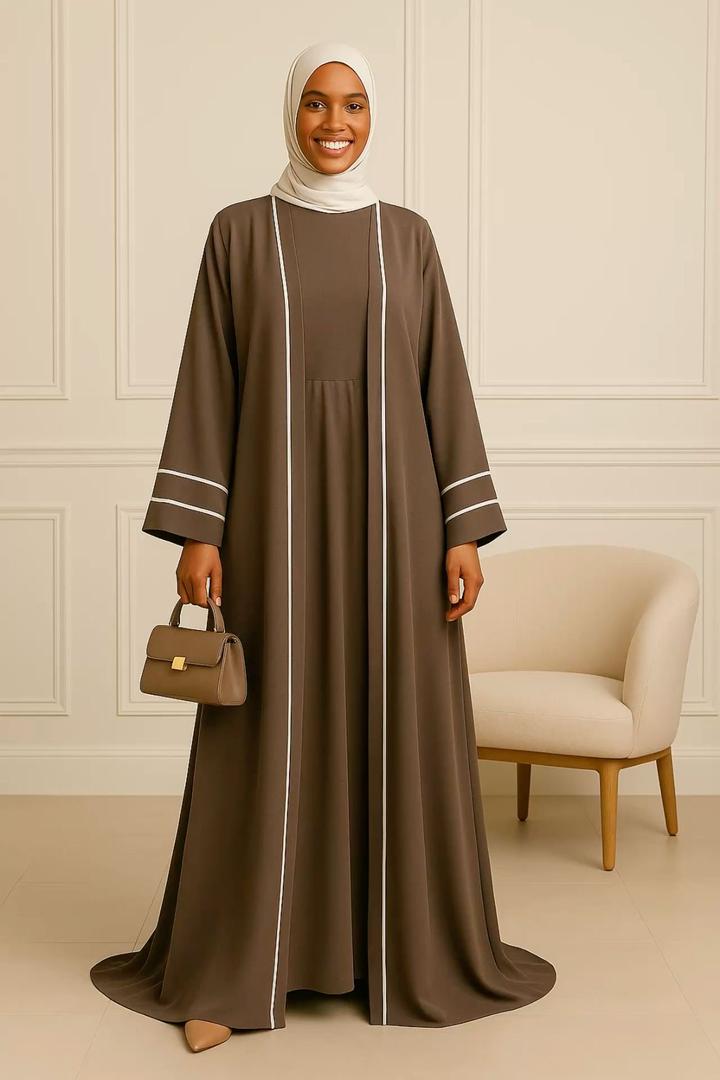 Juliat Elegant Gown Combo 